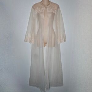 Vintage Montgomery Ward Collection Ivory Sheer Lace Peignoir Robe Small